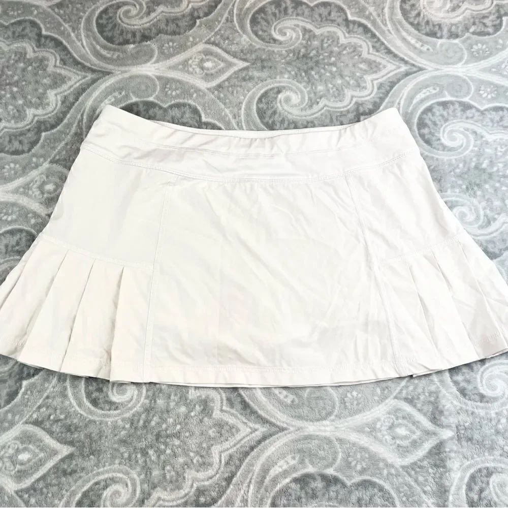 Athleta pleated white tennis skirt
